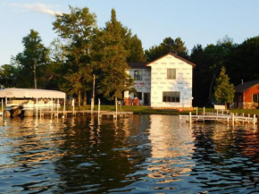 Loon Lodge